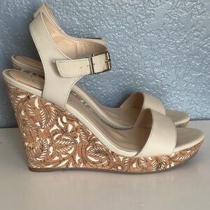 Jessica Simpson cream wedges